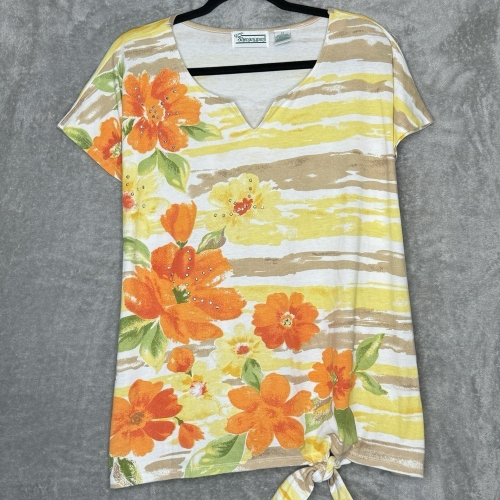 Shenanigans‎ 2X Shirt Top Brown Yellow Floral Short Sleeve Split Scoop Neck Knit